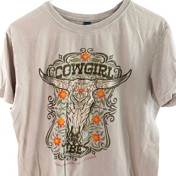Simply Southern Cowgirl Vibes Graphic T-Shirt M Medium Tan Western Longhorn - Picture 5 of 13